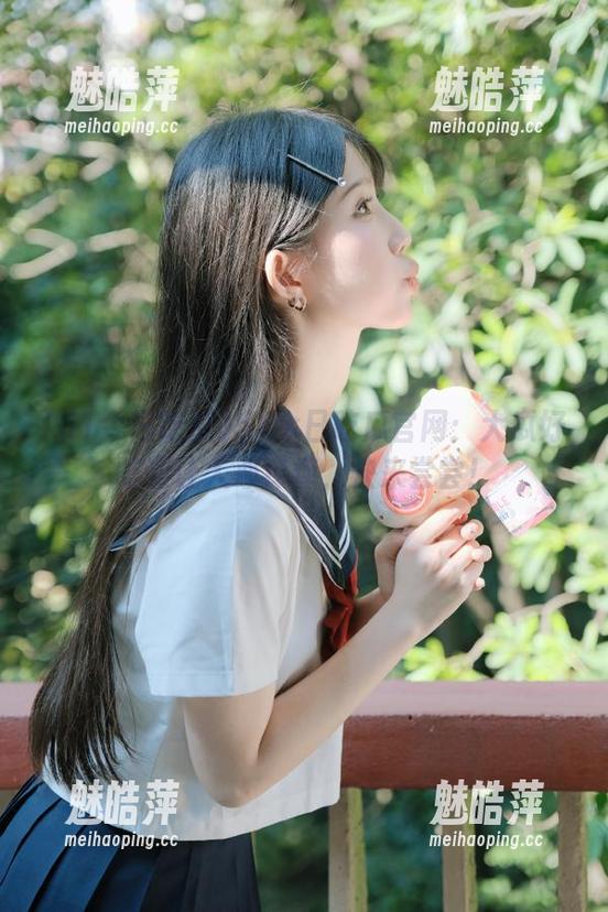 51今日吃瓜官网：大瓜好吃到让人心痒痒，快来尝尝！