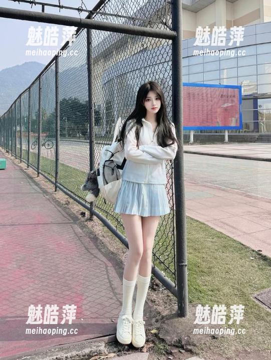 不仅仅是吃瓜，51吃瓜还提供全网八卦“永久上传”，一起来热闹吧！