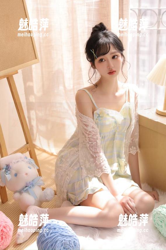 在51吃瓜更新的校园视频里突发“口误”，嘛，难道是为了提高“关注度”吗？