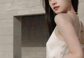 每个出品都很惊悚，观看“51吃瓜”的新行业了，收头条也是种技能呀。