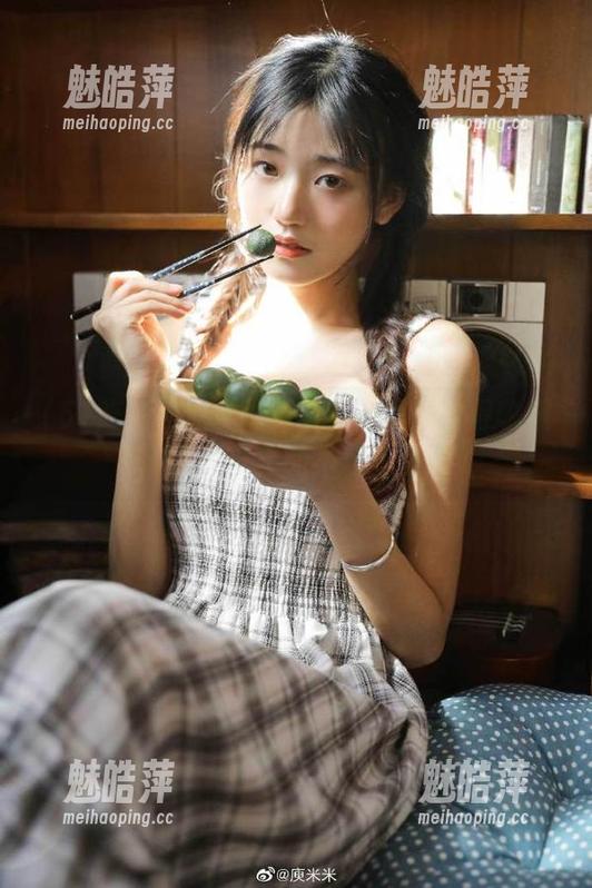 51吃瓜网最新黑料你得收藏，这家伙真的不想活了！