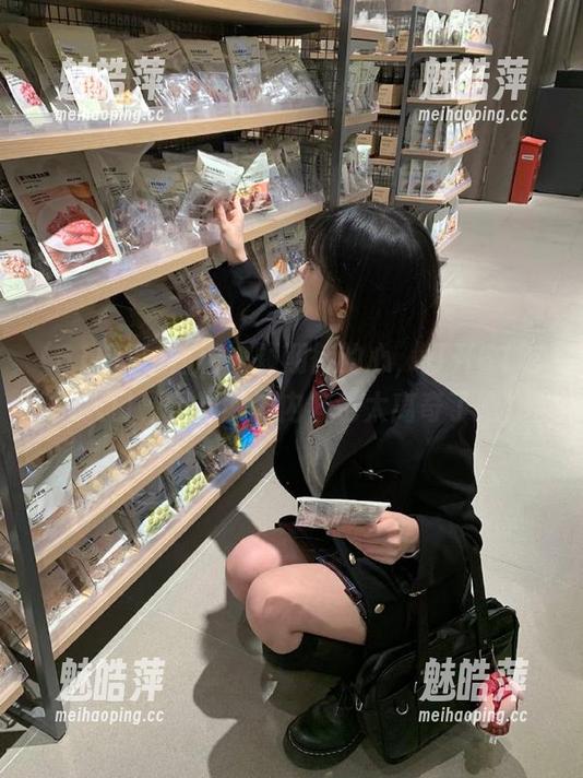 怀着一颗期待的心，打开61吃瓜入口，黑料网的内容也太离奇了吧！