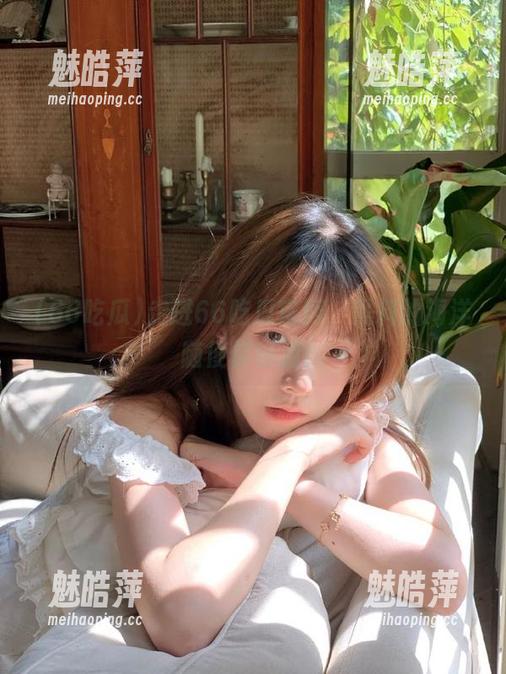 走进66吃瓜官网，黑料的海洋随便你畅游！