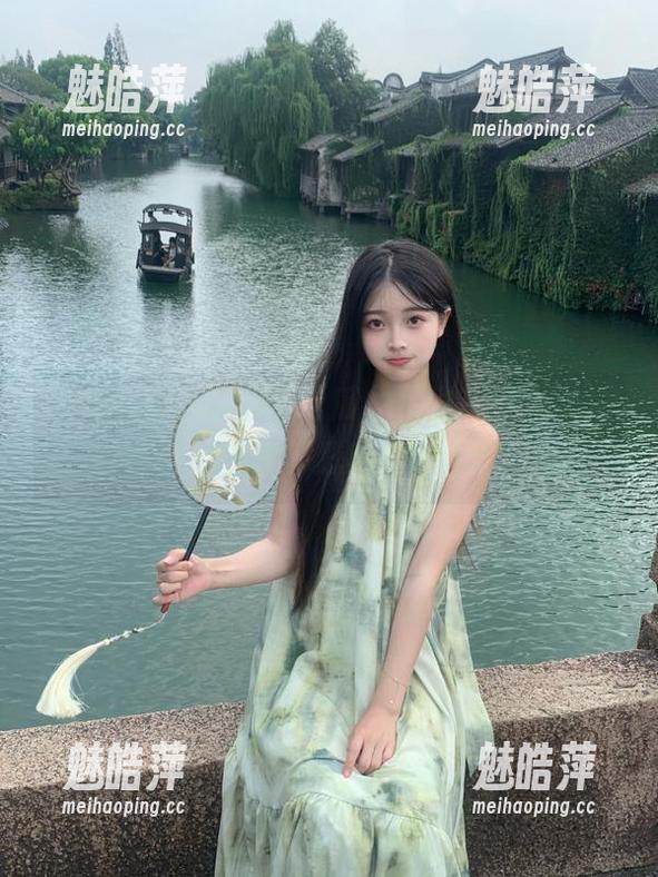 观看66吃瓜，看到一位大学生的宿舍生活惨不忍睹，咋会这样？