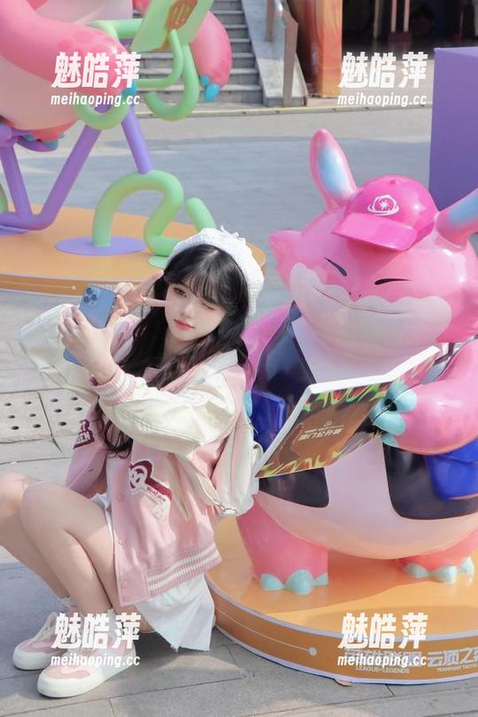 观看“fuli.lv”里的人生百态，真是一个大大的情感过山车。