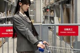 大家在“hl155.ccm”网址上的另一种方式：啃瓜还是解瓜？