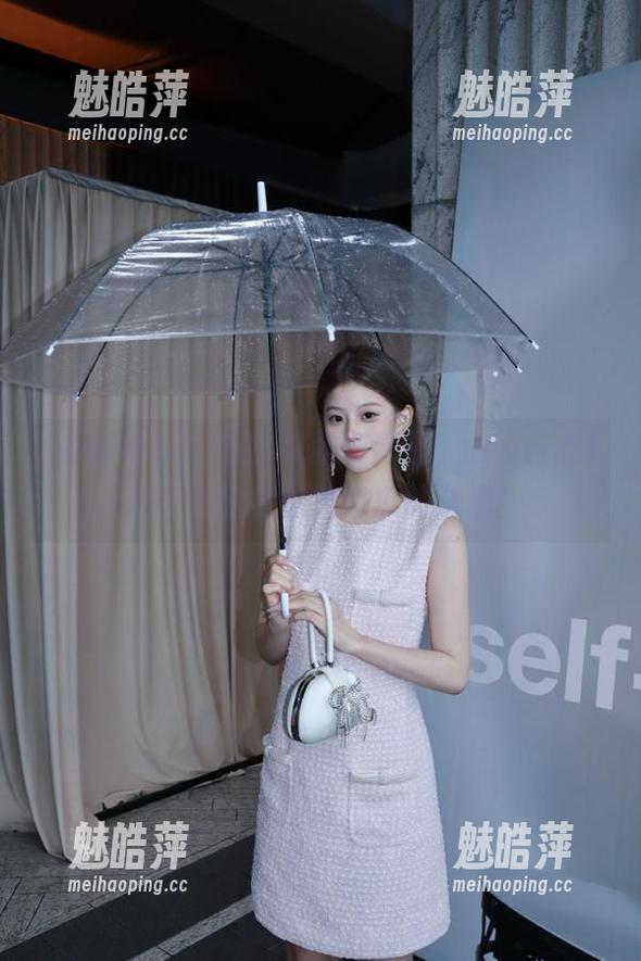 保持优雅和冷静，www.51cc直达能把你拉进瓜的漩涡！