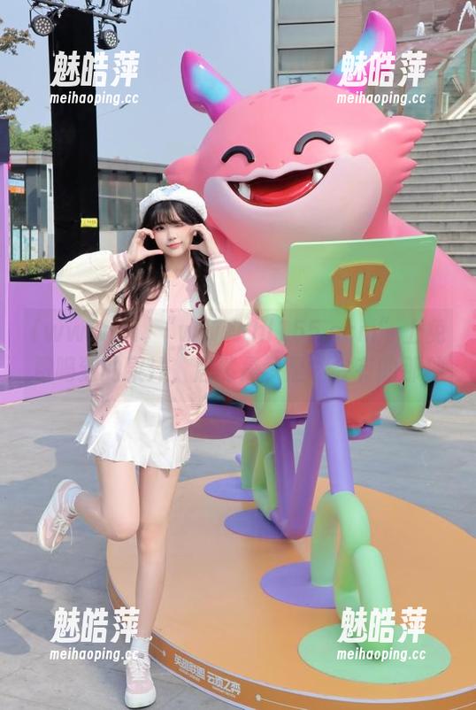 “www.hl155.ccm”上免费喝到的果汁，居然是梦里才会有的那种