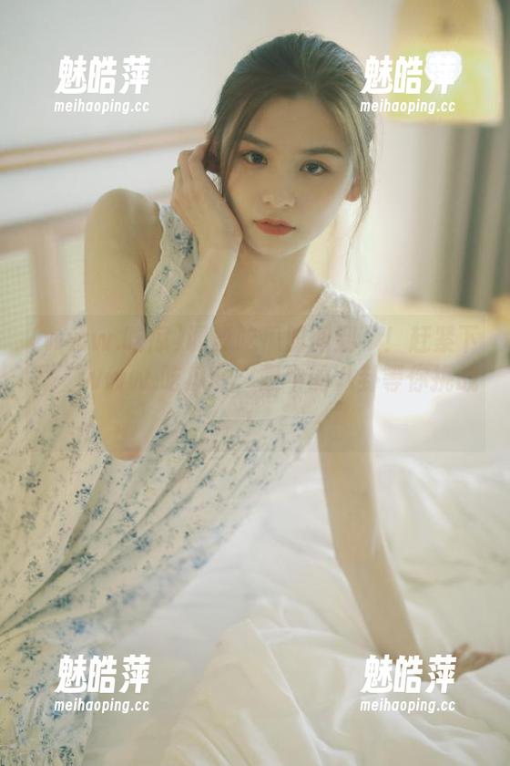 调皮吃瓜时间到了！赶紧下载“www.吃瓜”，最牛的八卦等你挑战！