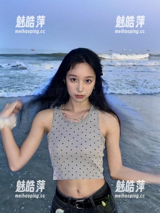 “www.吃瓜网.cc”链接了你和八卦的热烈拥抱，警告：请备好瓜子！