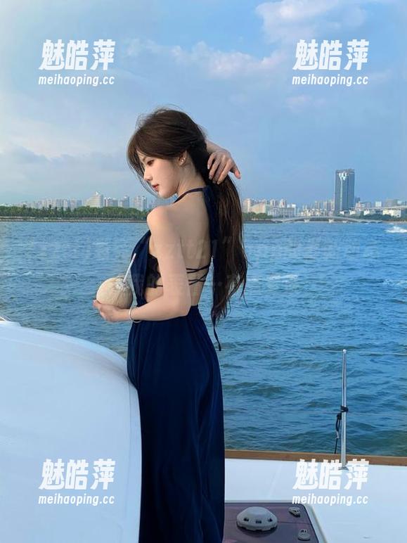 看完“zztt21”app的最新动态，我的表情…有点复杂