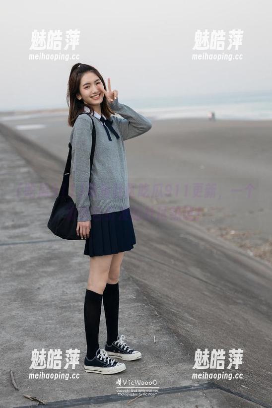 海角社区吃瓜911更新，一个表情包引发的社区热议！