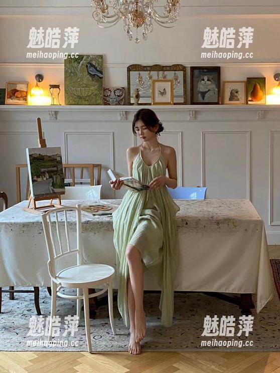 吃瓜最前线——首页总能给我一种“又来了”的熟悉感！
