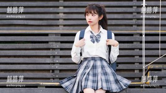 在线吃瓜网苹果版：专为‘吃瓜群众’打造的最圆满体验！