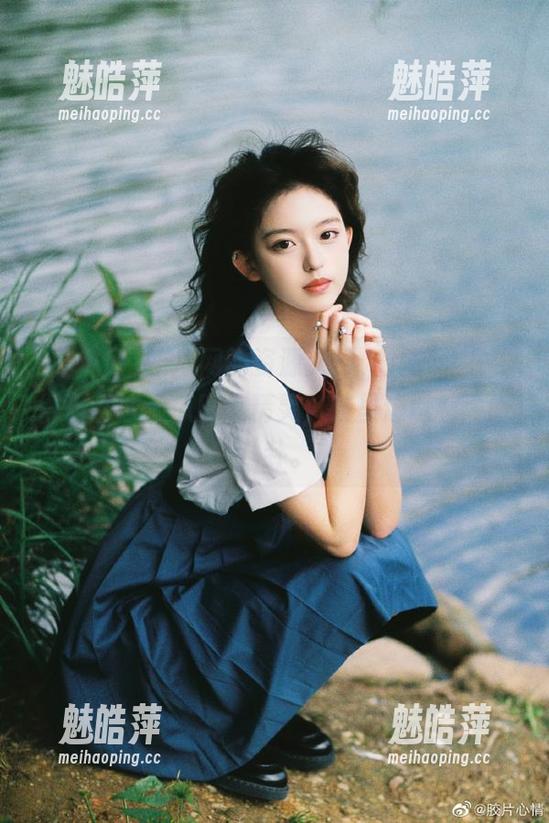 吃瓜网的资源入口，几乎让我觉得自己成了瓜田小精灵，在里边趴着偷听八卦。