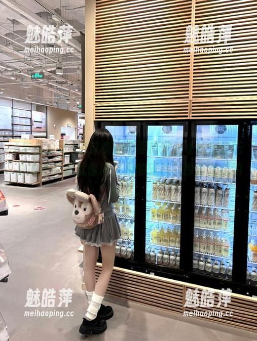 走过路过不要错过，《吃瓜论坛》的新资源就像旧岁月的碎片，撩拨着我的回忆。