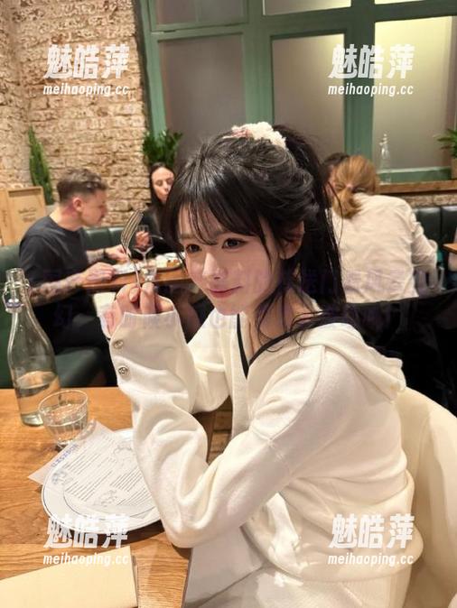 从国产黑料的传送门看风云变幻，有时候小瓜也能引发大波动哦！