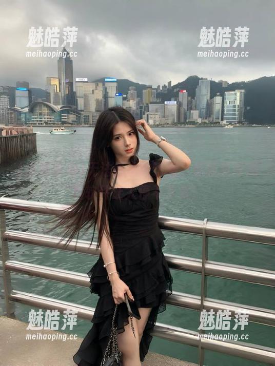 无法抵挡的诱惑，最新扒哥黑料软件让人停不下来！