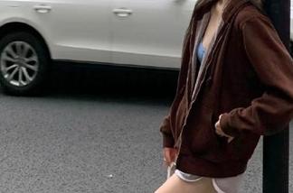 这黑料不打样苹果版，简直是我的八卦新宠，依赖感满分！