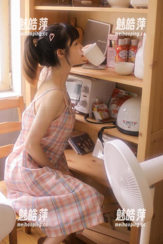这次黑料吃瓜更新的内容，简直像是在报名参加凭空大赛……