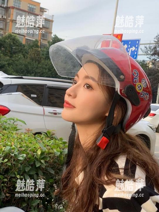 看到黑料吃瓜app的下载链接，心里不由得一抖，真有这么多内幕吗？