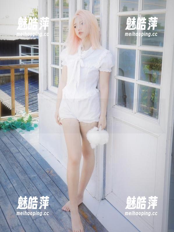 黑料正能量，直达瓜田小路，快来趟这神秘旅程！