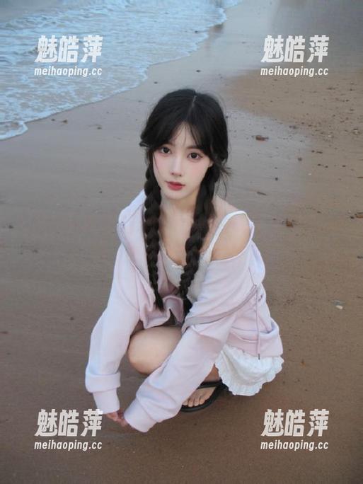 在线“黑料正能量.php”剧场，隐秘中的戏剧性PK