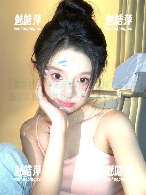 今天刷黑料社区官网，那个最新回家线路让我想要一探究竟～有点心动呢