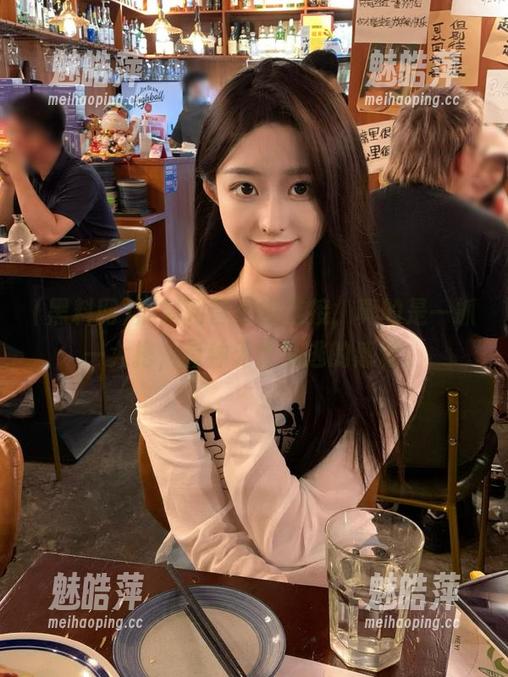 黑料网首页的链接，真的是一抓一大把，有种无处可逃的感觉。
