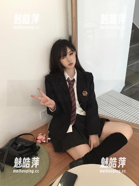 黑料网不打烊，让iOS用户在深夜也能续命吃瓜。