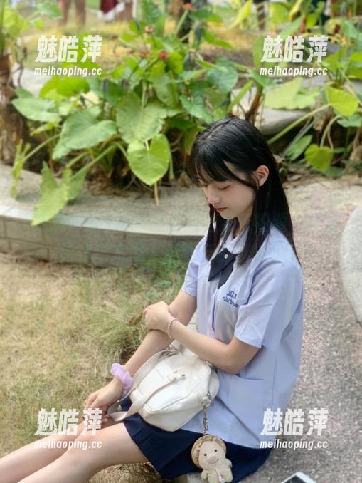刷新黑料网站最新视频，保准给你个乌龙，让你打翻整碗瓜！