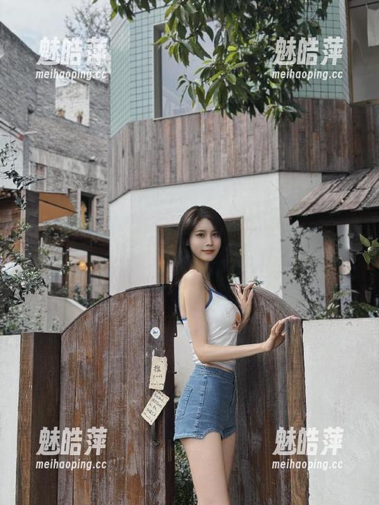 最新线路揭秘：“黑料网站”上演了啥惊天大戏？