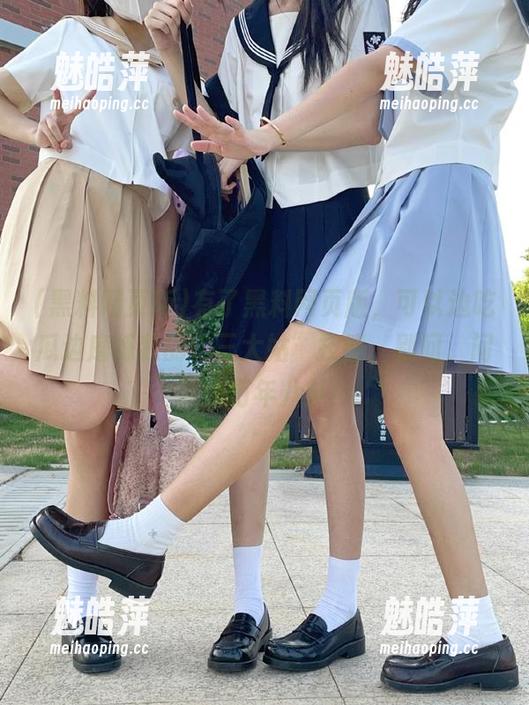 有了黑料网页版，可以边吃瓜边磨炼我的“三大姑”技能，别问，问就是万年八卦！
